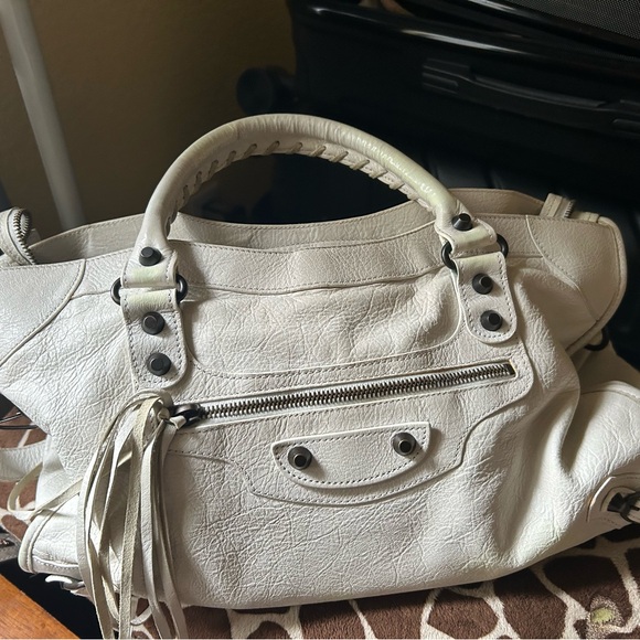 Balenciaga White Shoulder Bag - Picture 11 of 11